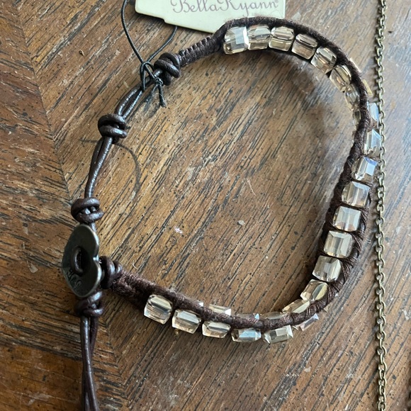 Jewelry Collection - Picture 6 of 8